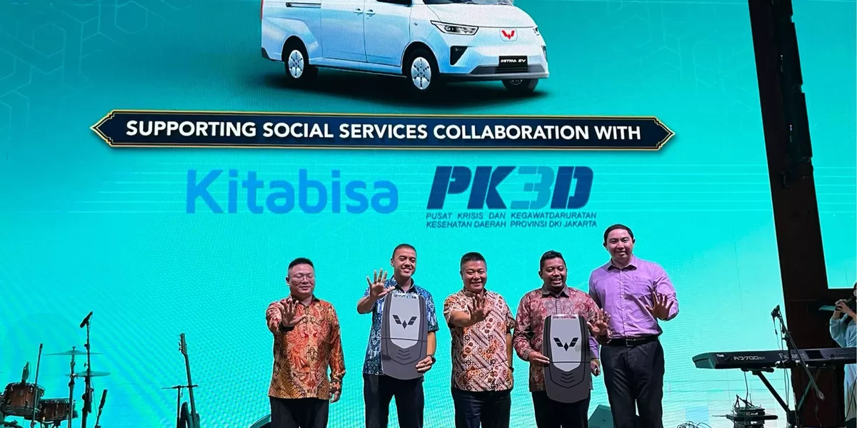 Langkah Hijau Wuling Mitra EV Minibus Jadi Ambulans DKI Jakarta