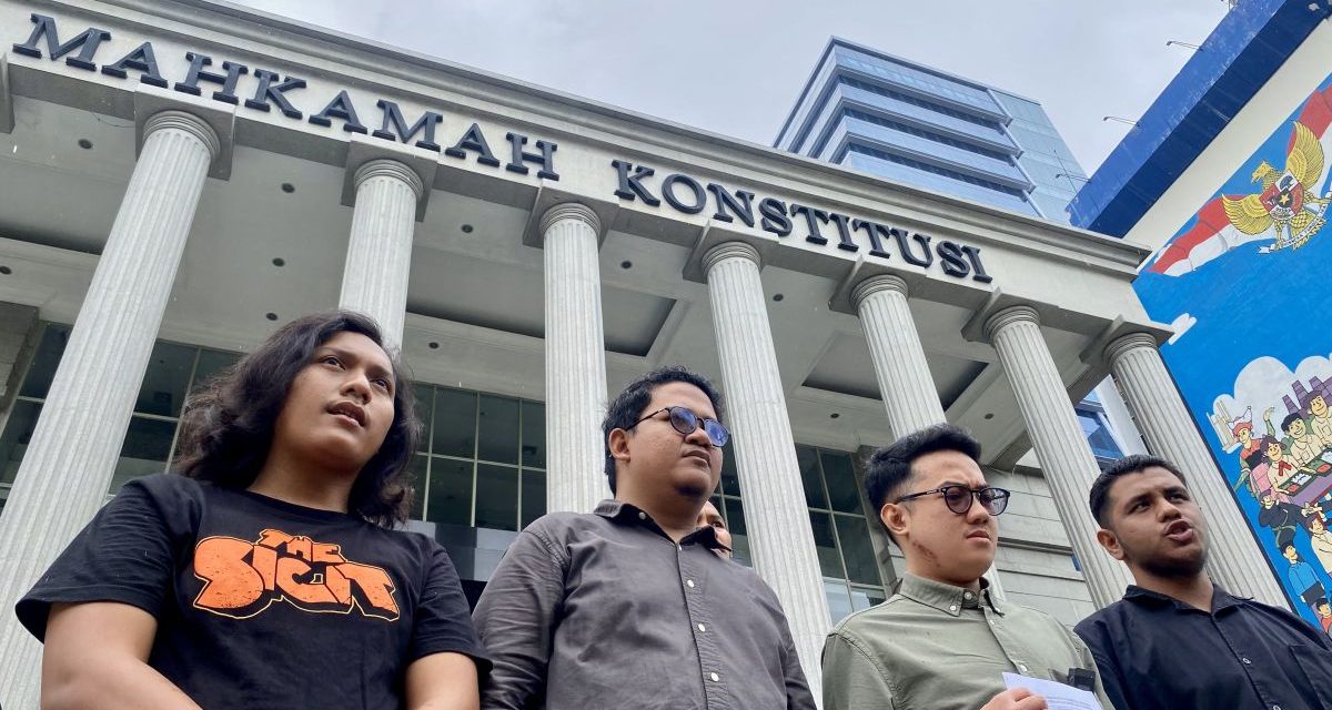 MK Terima Gugatan Delpedro Soal Pasal Berita Bohong