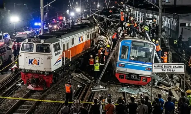 Insiden KA Argo Bromo Dan KRL Di Bekasi Timur Jadi Sorotan