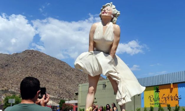 Marilyn Monroe Merupakan Legenda Dunia Hiburan Asal California