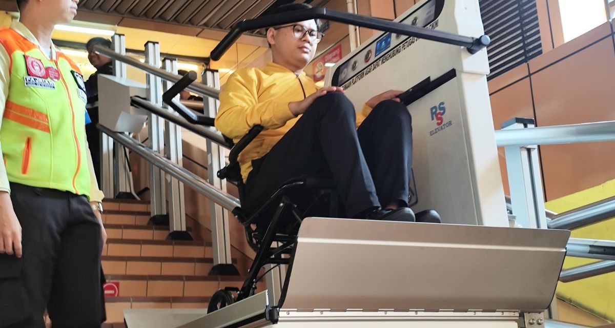 Stasiun Cikini Punya Lift Ke Peron Untuk Lansia Dan Disabilitas